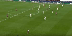 1727824499383057606.gif milan 21.gif