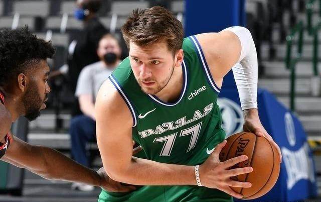 超级三双无奈输球 战绩成东契奇争夺MVP唯一障碍