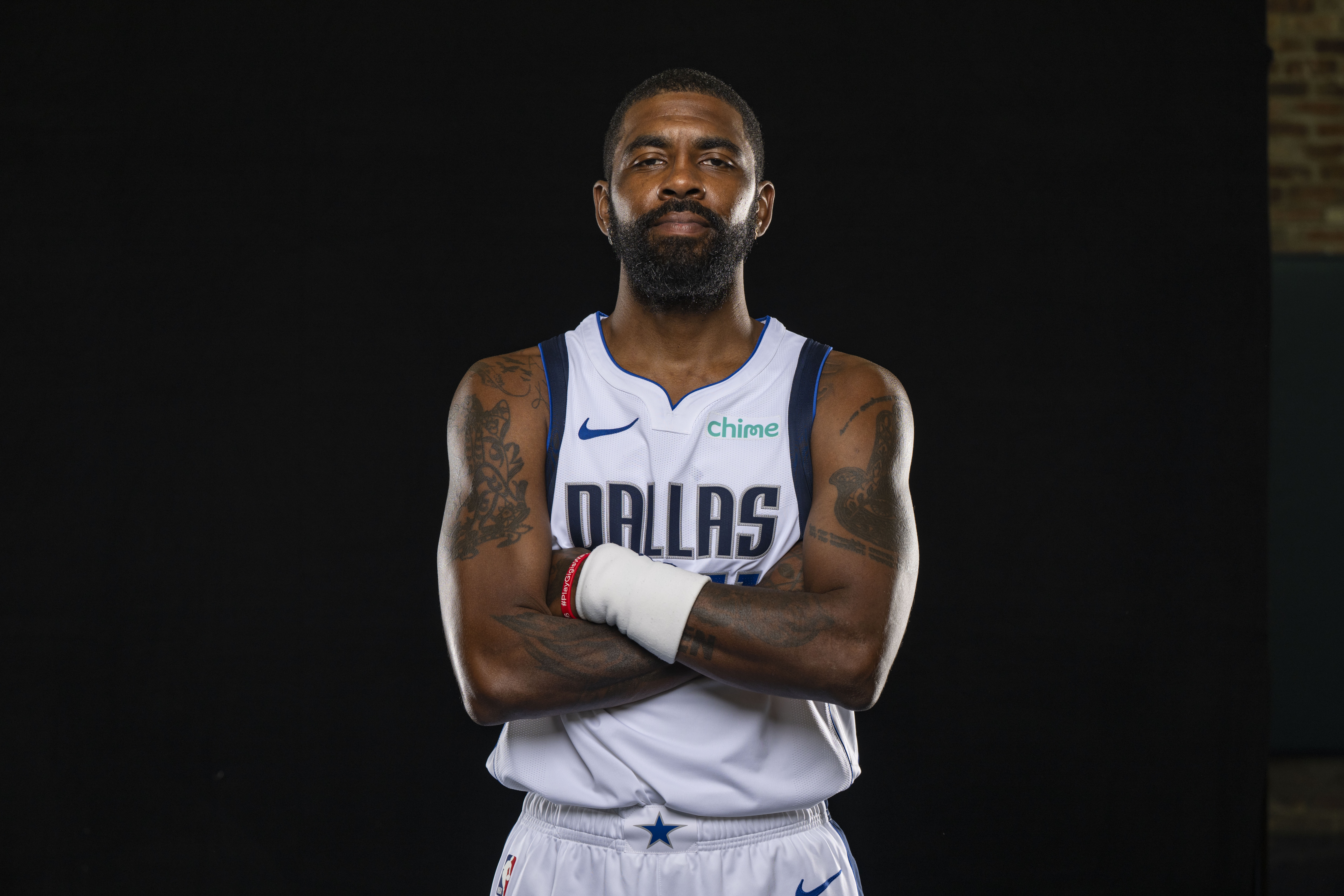 开云体育官网-基德：欧文对弗拉格布威的指导很棒 下赛季他会强势回归